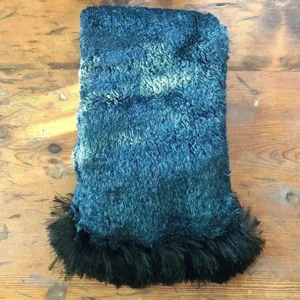 Teal Blue Green Chenille Scarf with Black Fringe NWOT - Picture 3 of 5